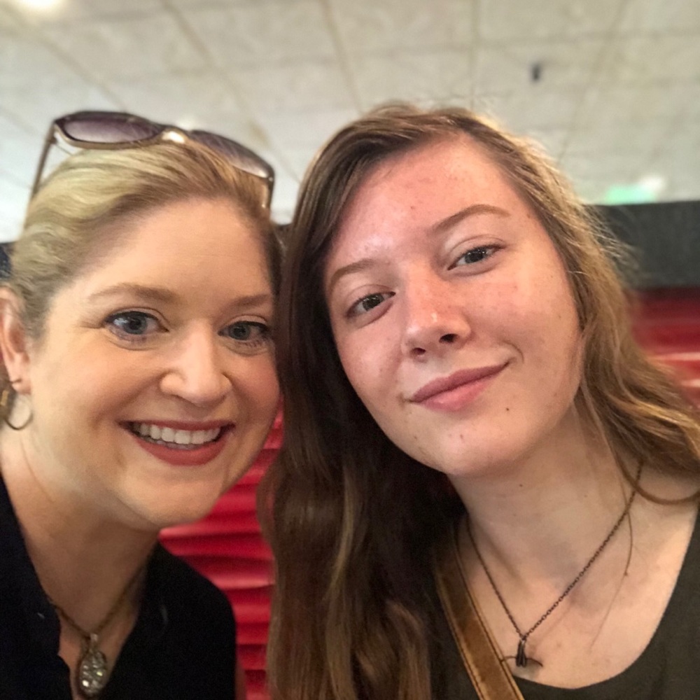 Meet your Posher, Cara